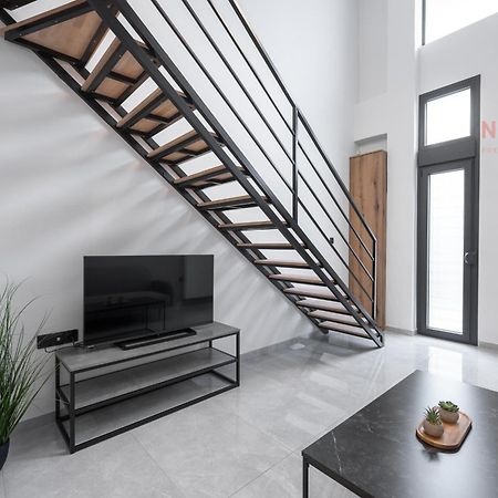 Railway Lofts, Nilie Hospitality Mgmt Διαμέρισμα Θεσσαλονίκη Εξωτερικό φωτογραφία